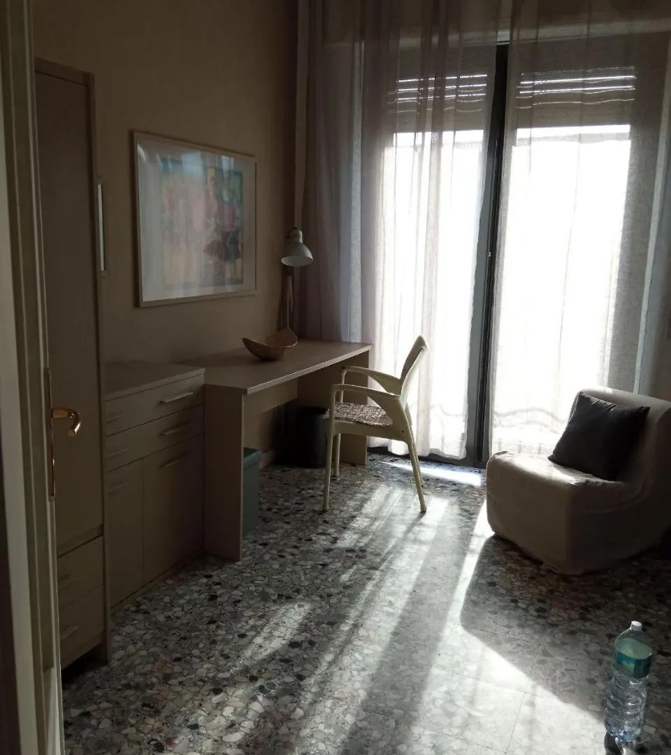 Hotel Myhouse Olbia 0*,