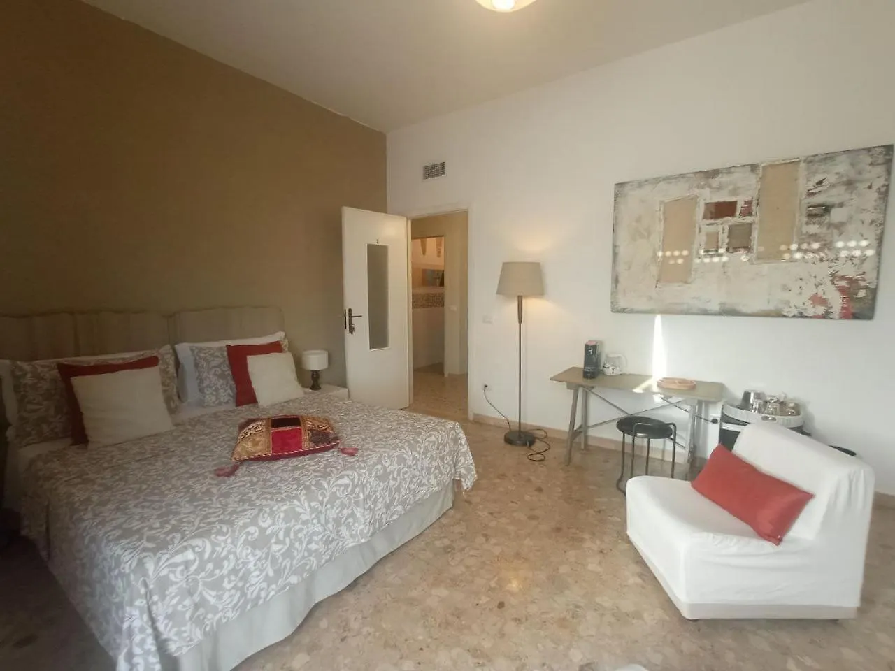 Hotel Myhouse Olbia Italia